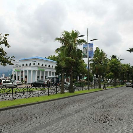 Tnt Apartment Batumi Exterior foto